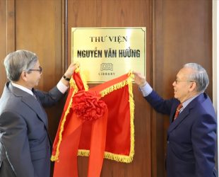 Ra mắt Thư viện Nguyễn Văn Hưởng